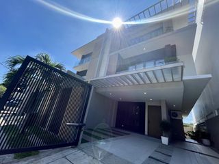 For Sale: Brand New Duplex House with Elevator near BGC