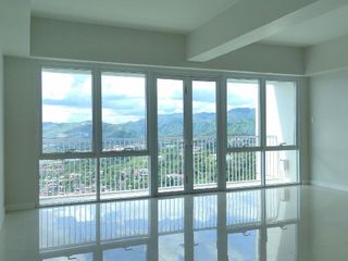 Panoramic view Spacious 3 Bedroom Condo for sale with parking in Marco Polo Residences Cebu City