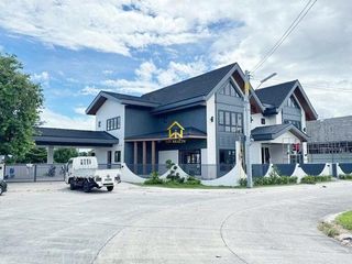4 Bedroom House for Sale, Wood Grove Subdivision, San Fernando, Pampanga
