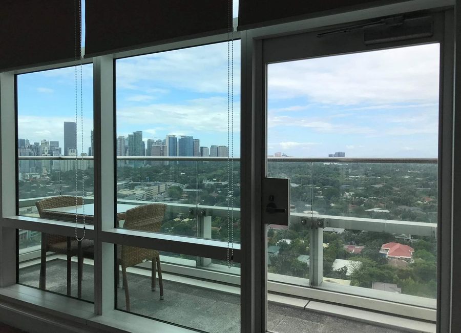 One Roxas Triangle for Rent | Lamudi.com.ph