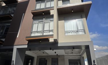 Prime boundaries of New Manila and Scout Lux townhouse