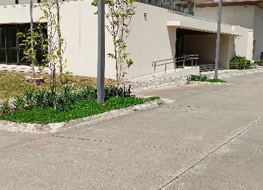 Cecilia Araneta Parkway, Broadfield, Biñan, Biñan, Laguna image 3