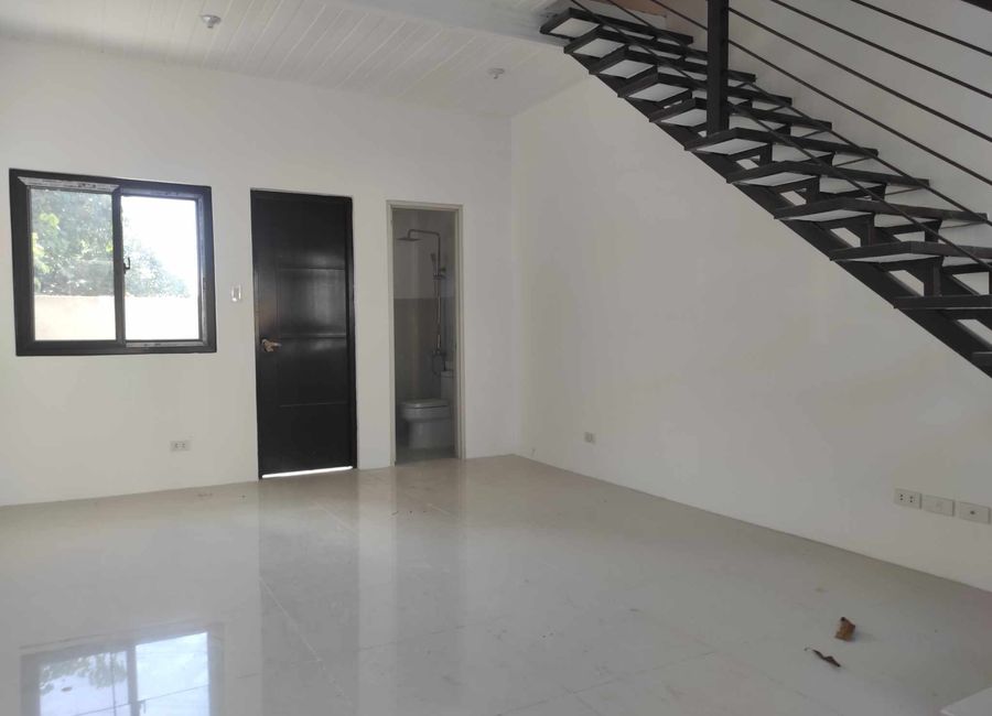 Tamarind, Palmera Hills 6, Dolores, Taytay, Rizal image 2
