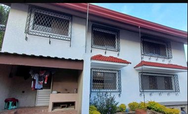 For sale : 1,000 sqms house & lot property in Baguio City