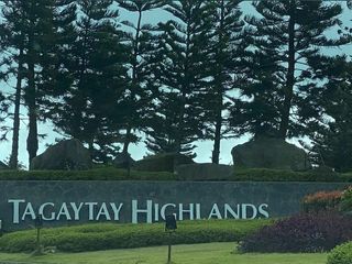 Lot for sale in Tagaytay Midlands Fairway