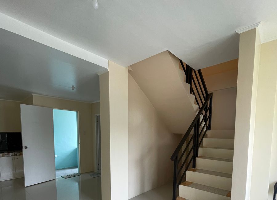 Villa las Casas, Malitlit, Santa Rosa, Laguna image 3