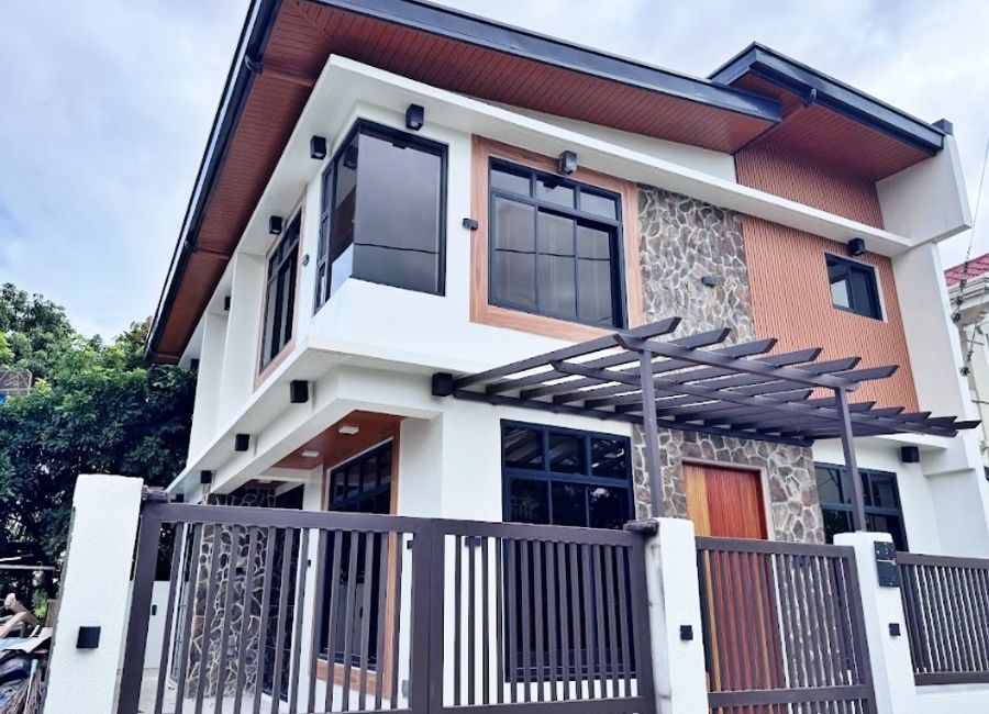 Felix Reyes Street, Balibago, Santa Rosa, Laguna image 2