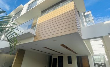 new manila townhouse brand new with elevator