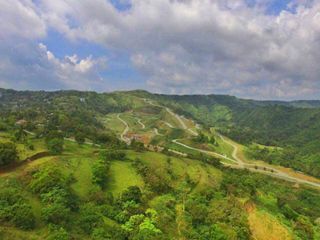 Vacant Lot for Sale in Twin Lakes (Domaine Le Jardin) Alfonso, Cavite