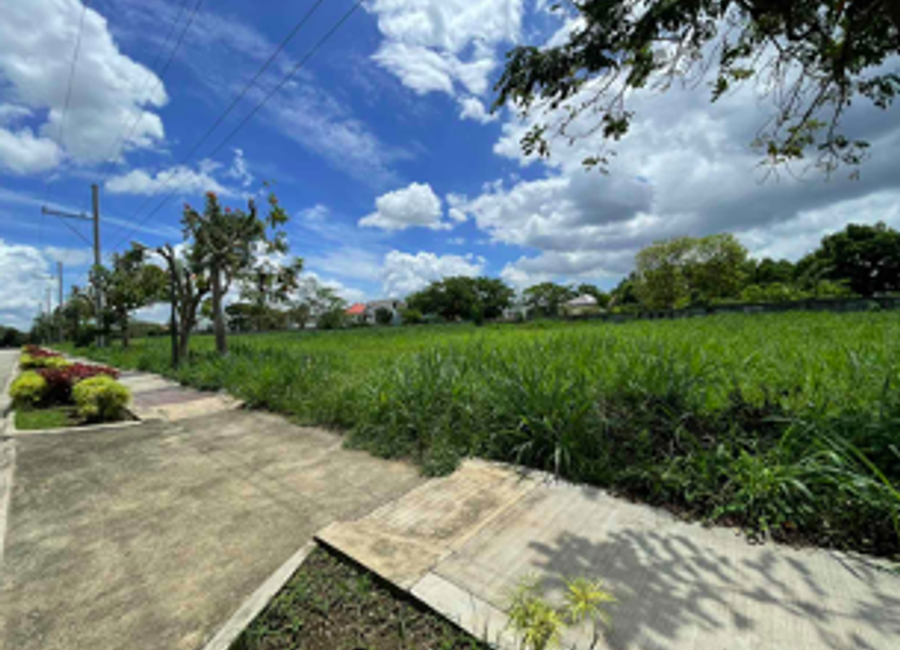 Dintano Street, Santo Domingo, Santa Rosa, Laguna