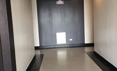 Cheapest Sale 3.55 M 1BR Condo at Acqua Residences Mandaluyong