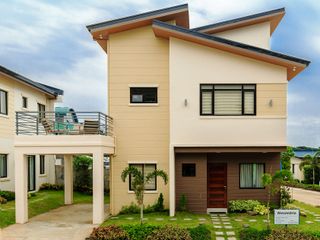 RFO Corner Lot Last Unit For Sale in Sentrina Lipa Alexandria-Upgraded