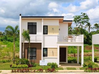 ‼️RFO‼️ 3BR Single Attached House for sale in Sentrina Lipa-Arya Upgraded