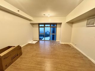 REDUCED PRICE! PARK TRIANGLE RESIDENCES: Studio for Sale, 35 sqm, Brand new, P9.2M