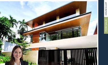 7 BR Brand New House with Pool For Sale in White Plains, Quezon City