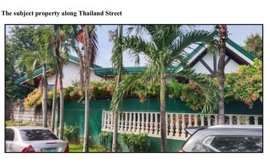 For Sale Bungalow with 48 meters frontage in Betterliving, Parañaque City