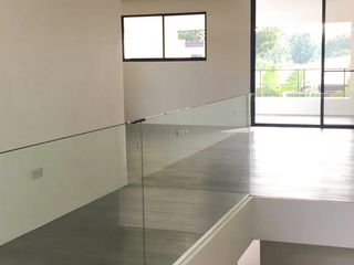Modern 4 Bedroom Duplex for Rent - San Lorenzo Village, Makati