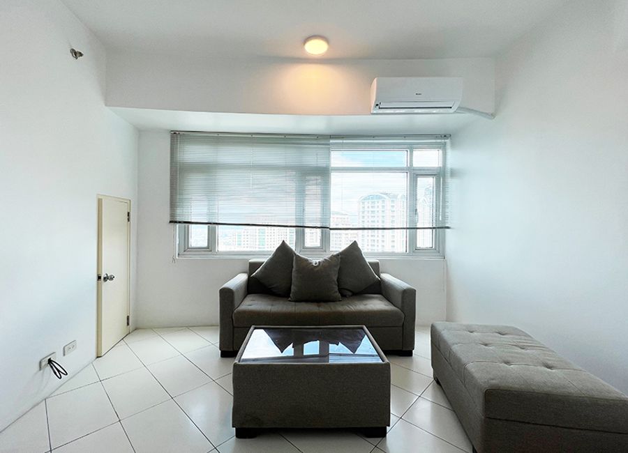 30-C 2 Bedroom Condominium For Rent in Ortigas CBD at The Exchange ...