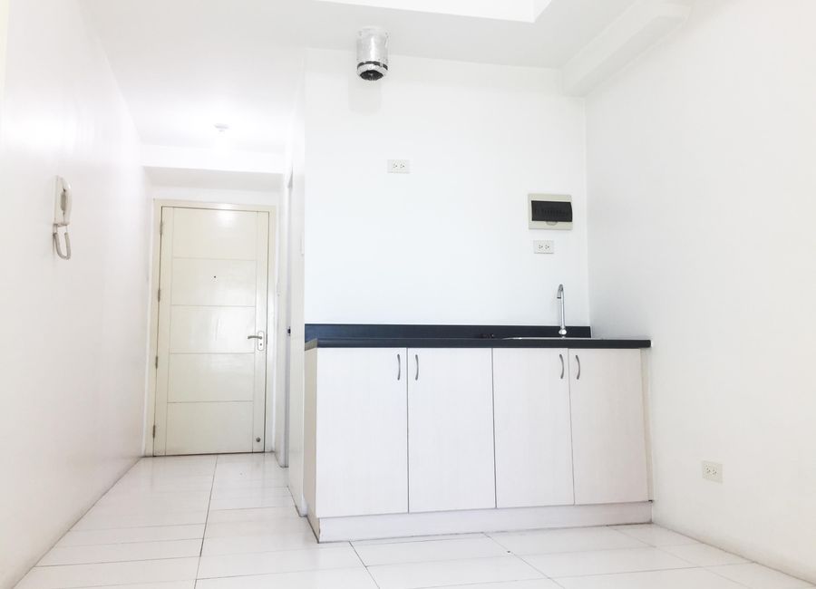 Unit W - 1 Bedroom Loft Unit - The Exchange Regency, Pasig City For ...