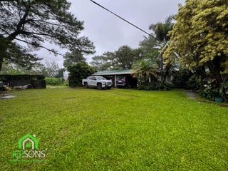 House for sale with big lawn