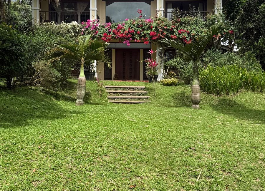 Horizon, Tranca, Talisay, Batangas