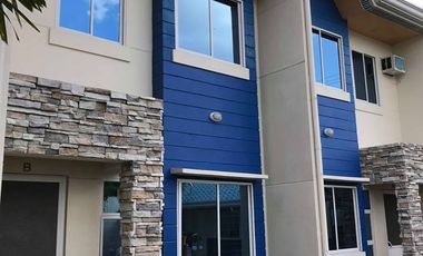 Townhouses for sale with 7 units very near to Clark