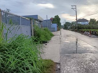 Semi-Commercial /Residential Lot for Sale in Calzadang Bayu Porac Pampanga