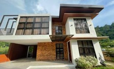 ✨LUXURY HOUSE FOR SALE IN TAGAYTAY BATANGAS✨