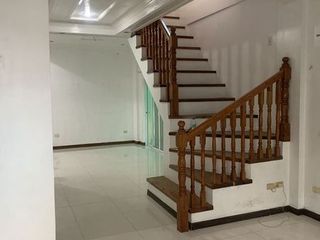 PN54511 House For Rent COMMONWEALTH nr Ever Gotesco QC!