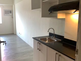 For sale Studio Condo unit in Vista Heights, Legarda, Quiapo, Manila