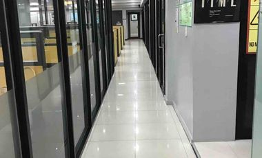 Office Warehouse Building For Sale with Income in San Dionisio Parañaque.