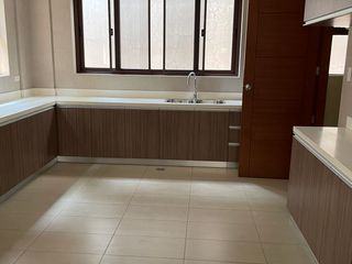 New Manila 4 Bedrooms House and Lot For Sale, Quezon City