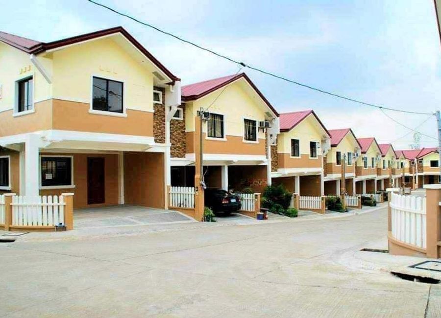 Oaks Avenue, Oaks Residences, Mambugan, Antipolo, Rizal