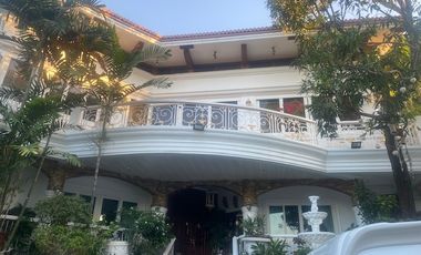 House For Sale in Ayala Alabang Muntinlupa City.
