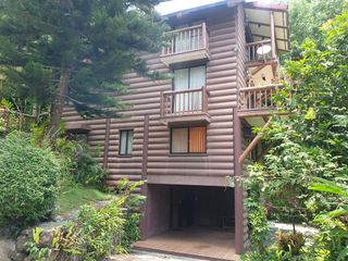 Fully Furnished House and Lot for Sale in Canyon Woods near Tagaytay, Laurel