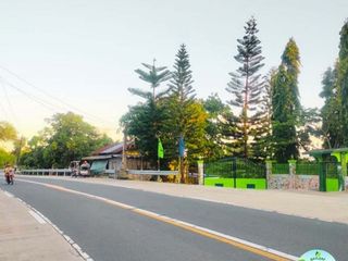 EXCLUSIVE VILLAGE AT LEMERY BATANGAS - 20 minutes to TAGAYTAY