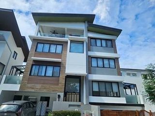 BEST DEAL McKinley Hill Village House and Lot For Sale near BGC Taguig 5 Bedroom