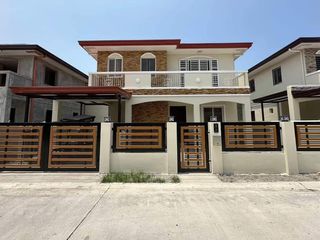 SINGLE-DETACHED TWO STOREY FOR SALE IN SOLANA CASA REAL BACOLOR  Located: SOLANA