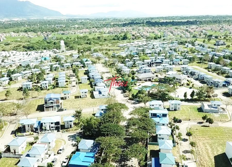 East Diversity Avenue, Canlubang, Calamba, Laguna image 2