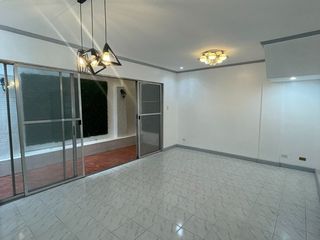 PN55883 Townhouse for Rent In VARSITY HILLS!
