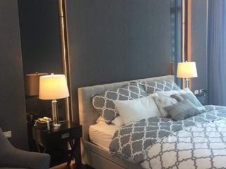 1 Bedroom Unit at Trump Tower, Makati City with Parking For Sale