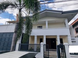 ✨Two Storey House for rent with 6 bedrooms and pool in Hensonville✨