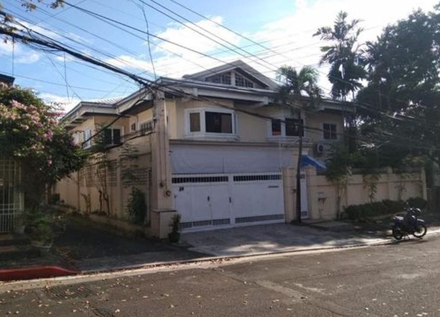 House and Lot for Rent at Blue Ridge B, Quezon City | Lamudi.com.mx