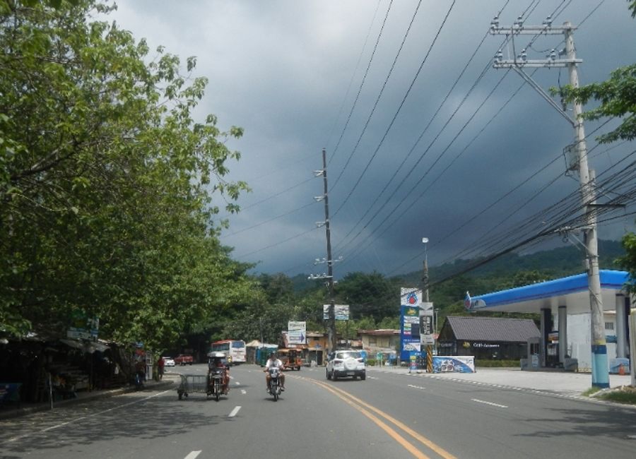 Batong Malake, Los Baños, Laguna