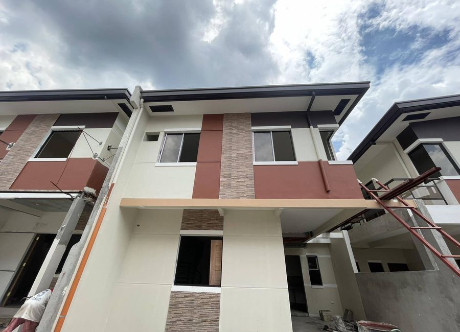 Dahlia Avenue, Green Fields 1 Subdivision, Fairview, 5th District, Quezon City, Eastern Manila District