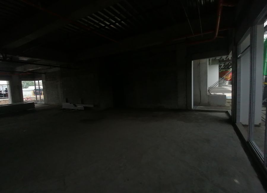 For rent retail unit near Marquee Mall Angeles City Pampanga | Lamudi ...