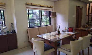 RUSH!!! VISTA VALLEY HOUSE AND LOT FOR SALE WITH ROOF DECK AT MARIKINA CITY