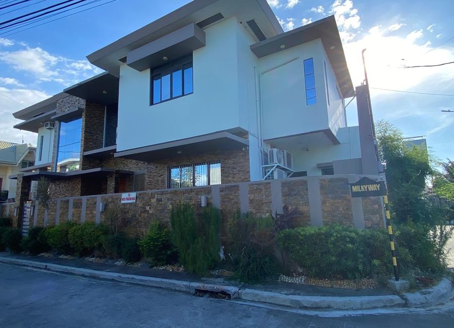 Tiongco Subdivision, Kanluran, Santa Rosa, Laguna image 2