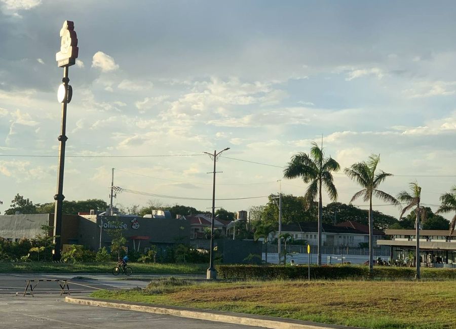 Ecocentrum Avenue, Southwoods City, Biñan, Laguna image 2
