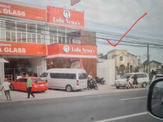 Commercial Corner Lot along MacArthur Highway near AUF for Sale!